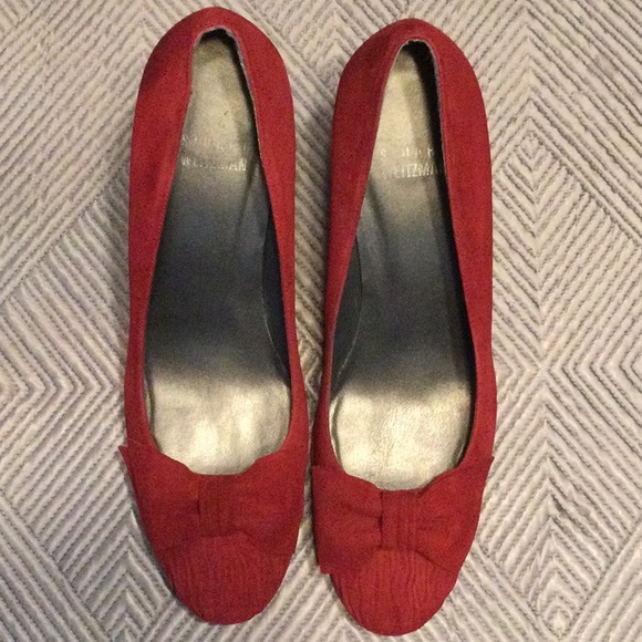 Stuart Weitzman size 7.5 red suede heels for women - Picture 5 of 11